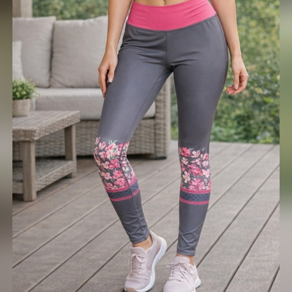Simply Southern Pants - Simply Southern Pink And Gray Floral Leggings Sz M , Athleisure, Yoga